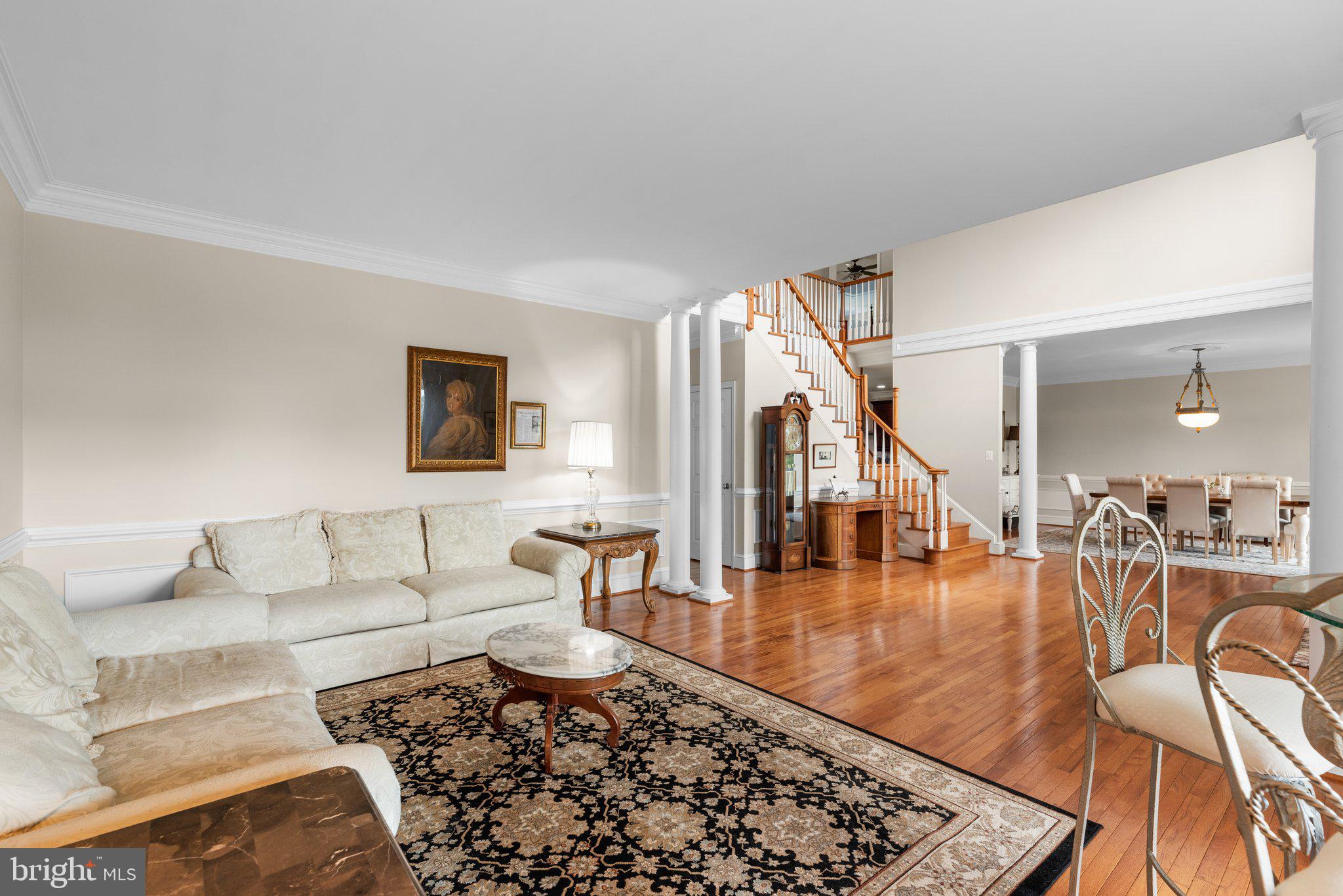 10855 Bethesda Church Road Damascus, MD 20872 - Photo 11 of 92 a living room with furniture and a rug
