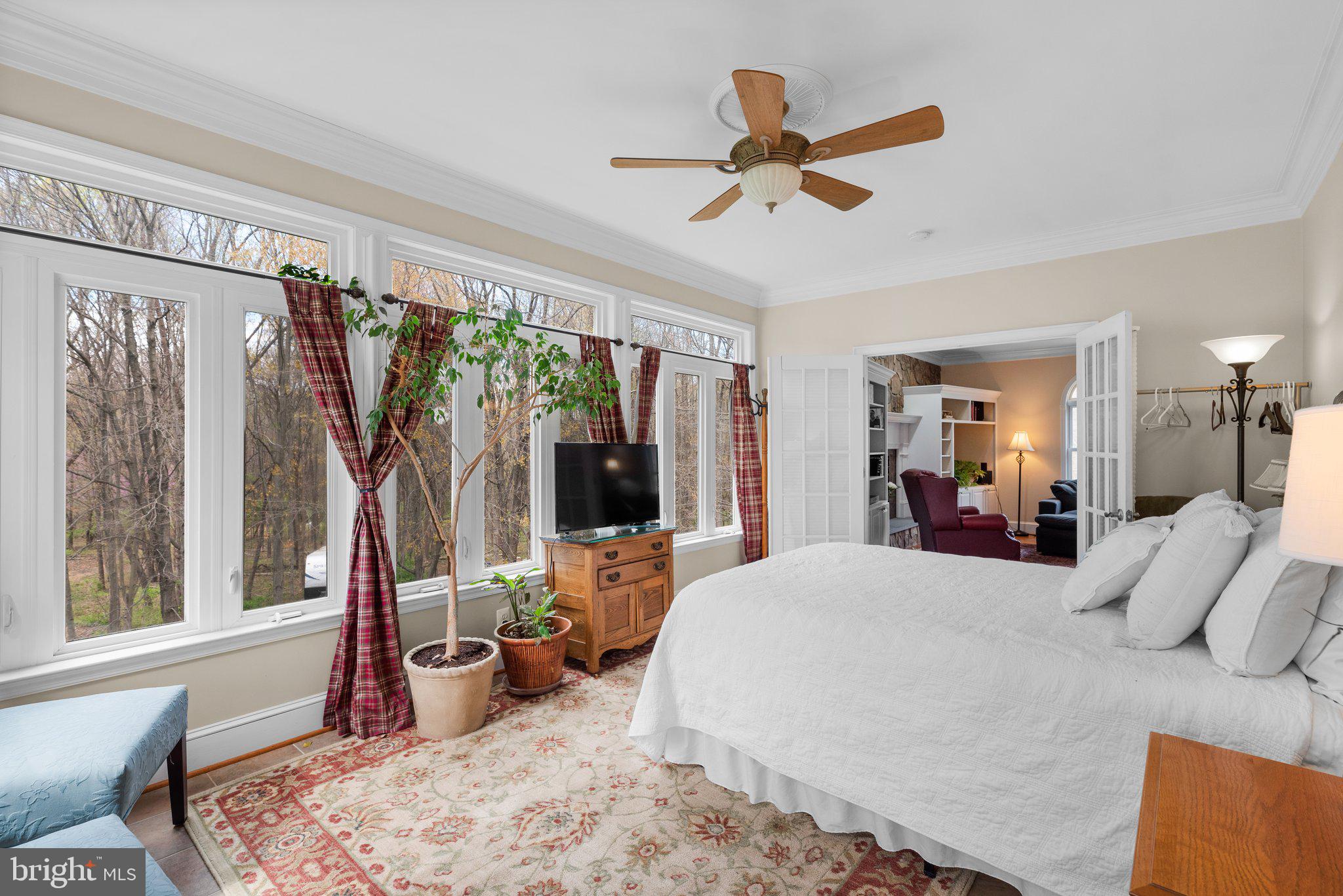 10855 Bethesda Church Road Damascus, MD 20872 - Photo 29 of 92 a bed room with a bed and a large window