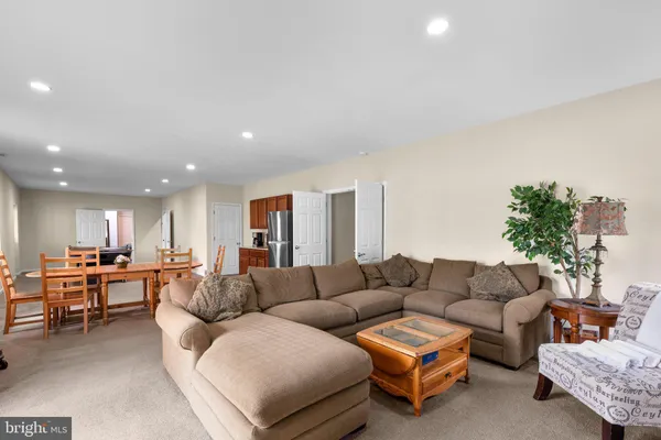 $1,500,000 | 10855 Bethesda Church Road, Damascus, MD 20872