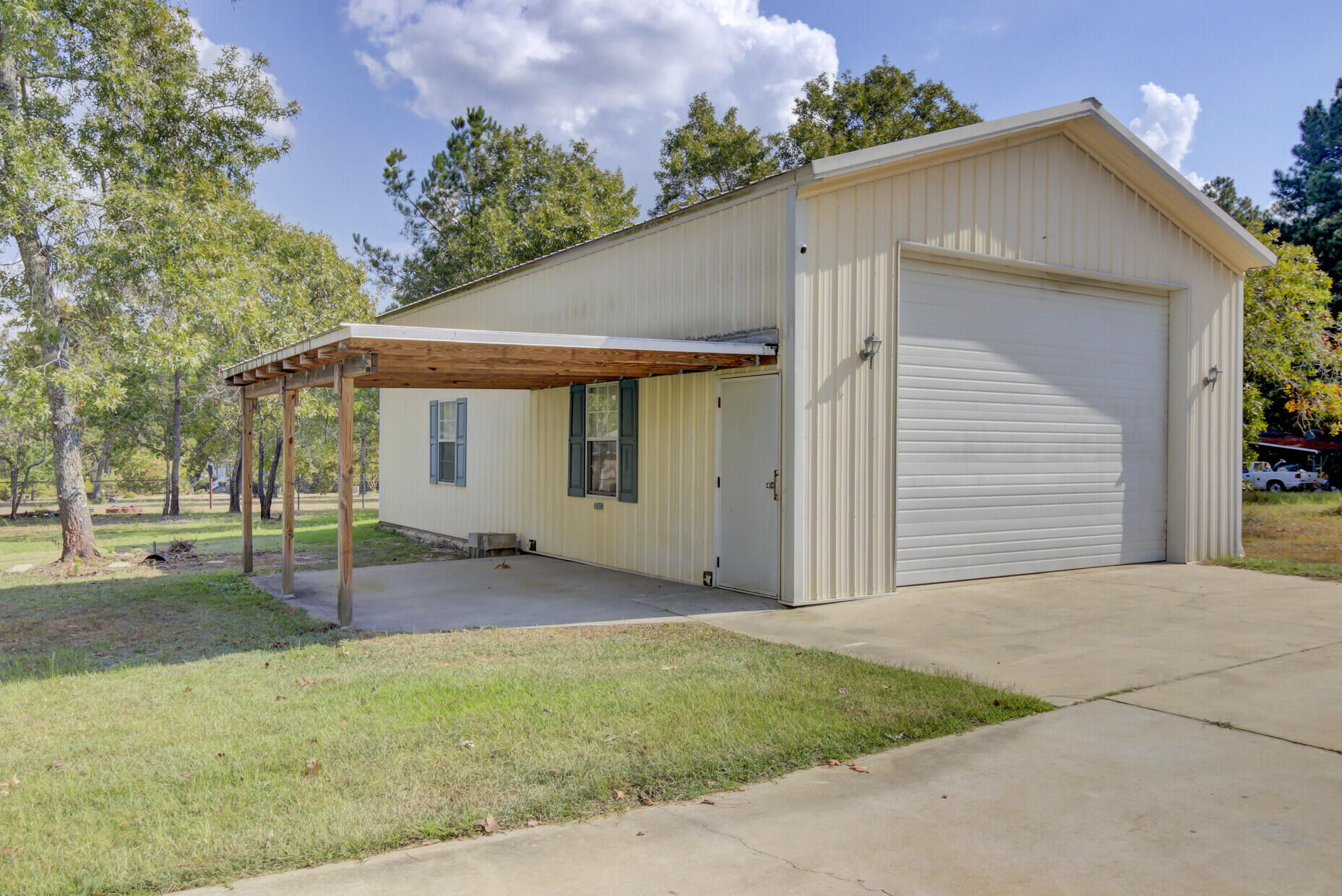 133 Elaine Road Elloree, SC 29047 - Photo 2 of 31 46_46_mls