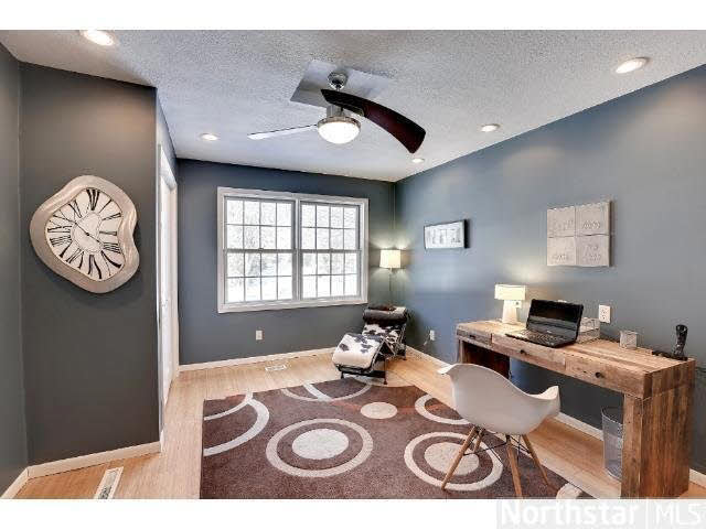 3643 Cardinal Road Minnetonka, MN 55345 - Photo 14 of 18