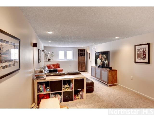 3643 Cardinal Road Minnetonka, MN 55345 - Photo 15 of 18