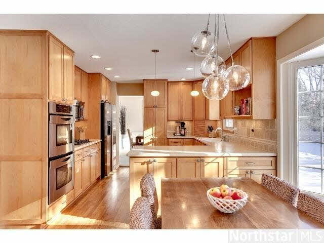 3643 Cardinal Road Minnetonka, MN 55345 - Photo 5 of 18