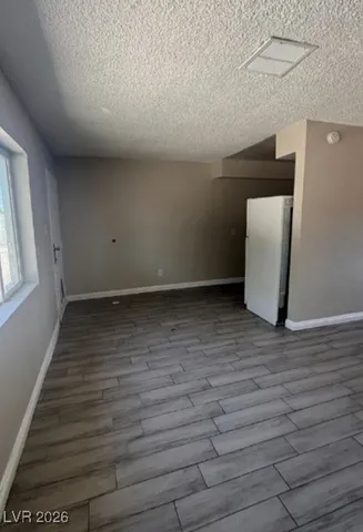 $1,000 | 718 West Wilson Avenue, Unit 103, Las Vegas, NV 89106