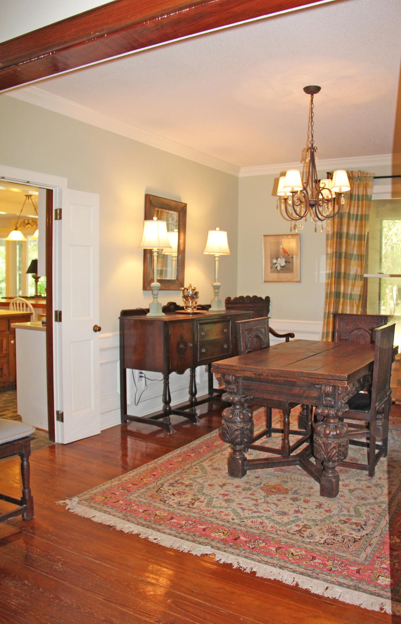 6775 Bears Bluff Road Wadmalaw Island, SC 29487 - Photo 13 of 26 Dining room
