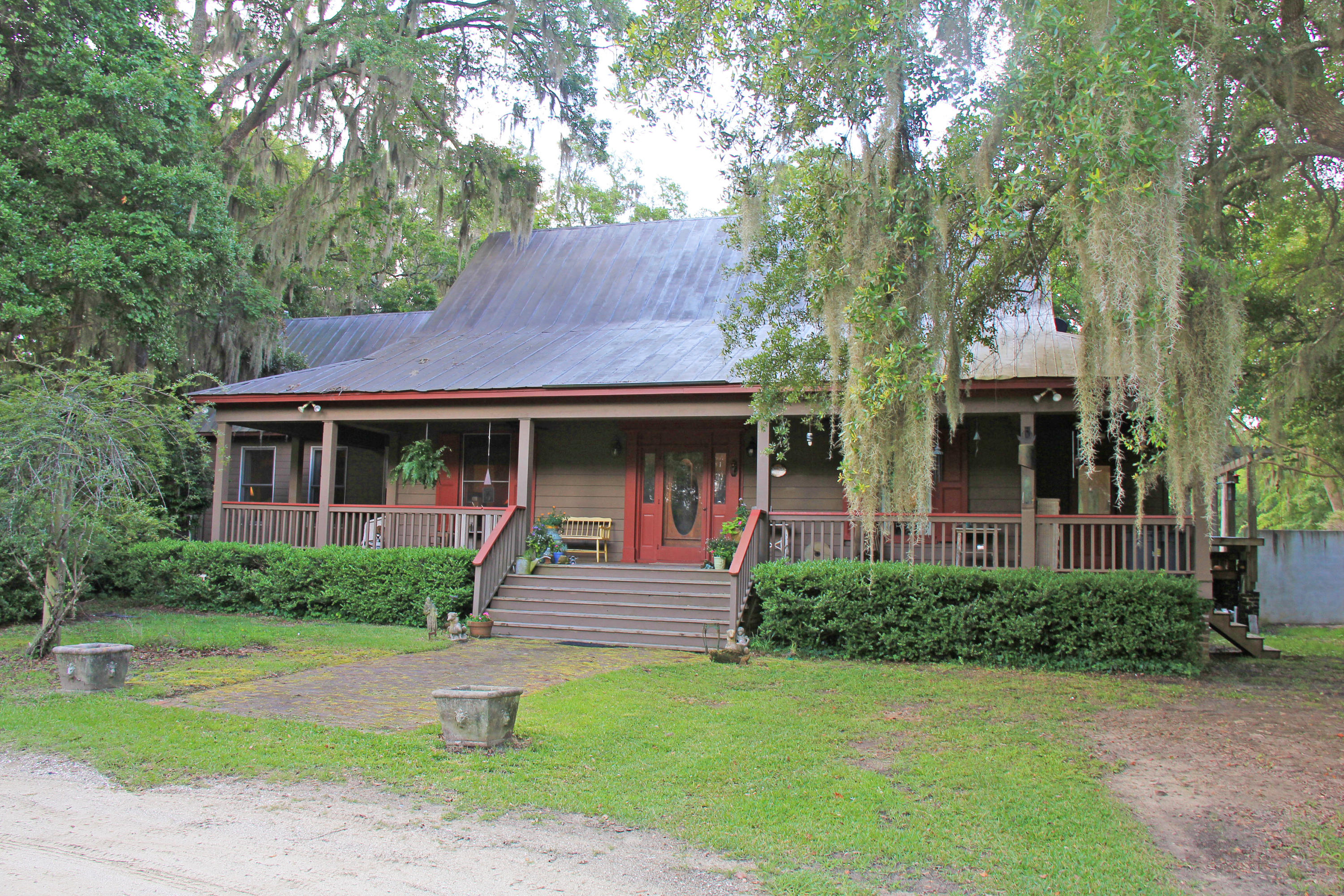 6775 Bears Bluff Road Wadmalaw Island, SC 29487 - Photo 8 of 26 +/- 4,195 SqFt Main Residence on Site