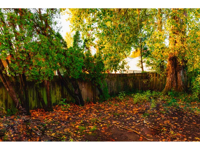 $498,000 | 875-885 Southeast Rene Avenue, Gresham, OR 97080