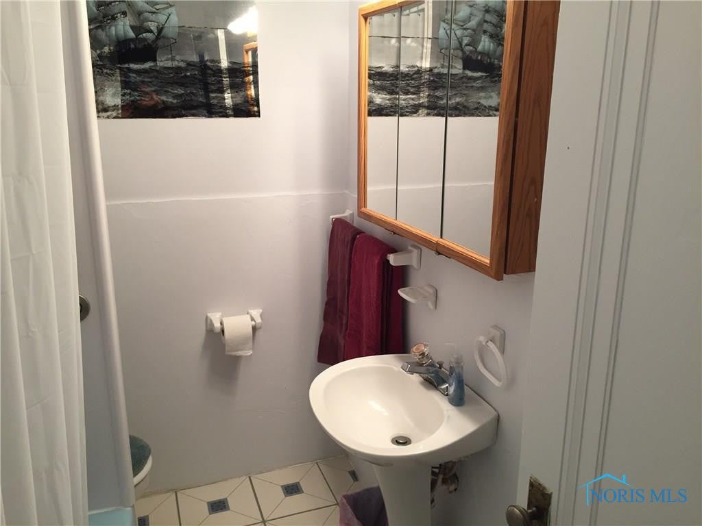 2032 Mansfield Road Toledo, OH 43613 - Photo 26 of 31 Gallery Image 26