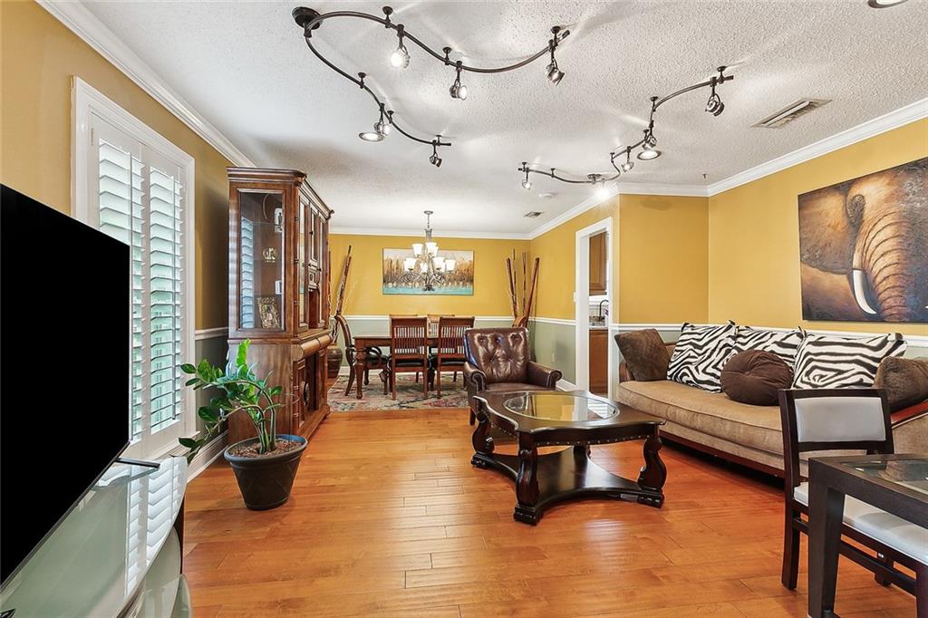 2736 Ridgefield Road Gretna, LA 70056 - Photo 4 of 20 Gallery Image 4