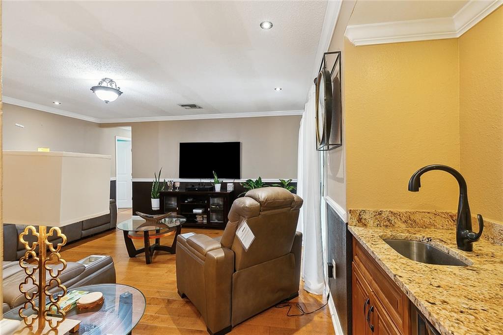 2736 Ridgefield Road Gretna, LA 70056 - Photo 8 of 20 Gallery Image 8