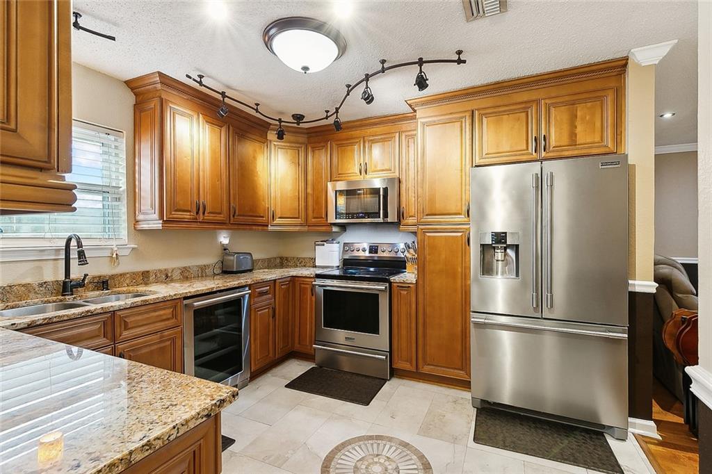 2736 Ridgefield Road Gretna, LA 70056 - Photo 10 of 20 Gallery Image 10