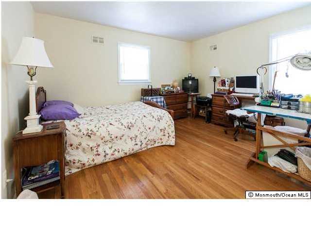 27 Breezy Point Road Little Silver, NJ 07739 - Photo 11 of 14 Additional Photo