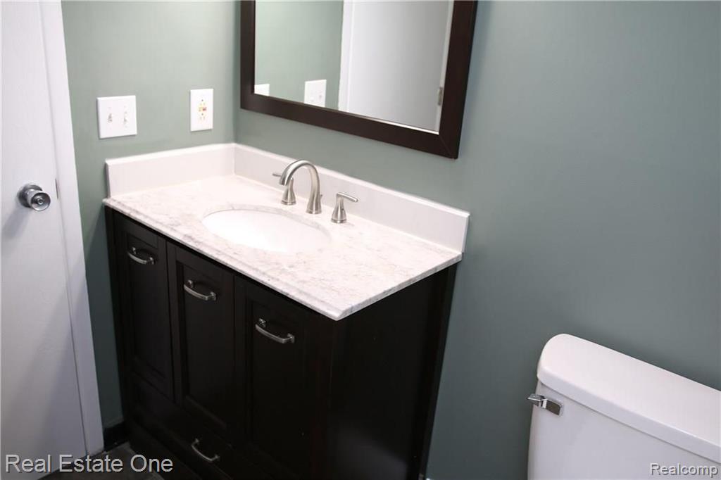 30060 Twelve Mile Road, Unit 86 Farmington, MI 48334 - Photo 23 of 25
