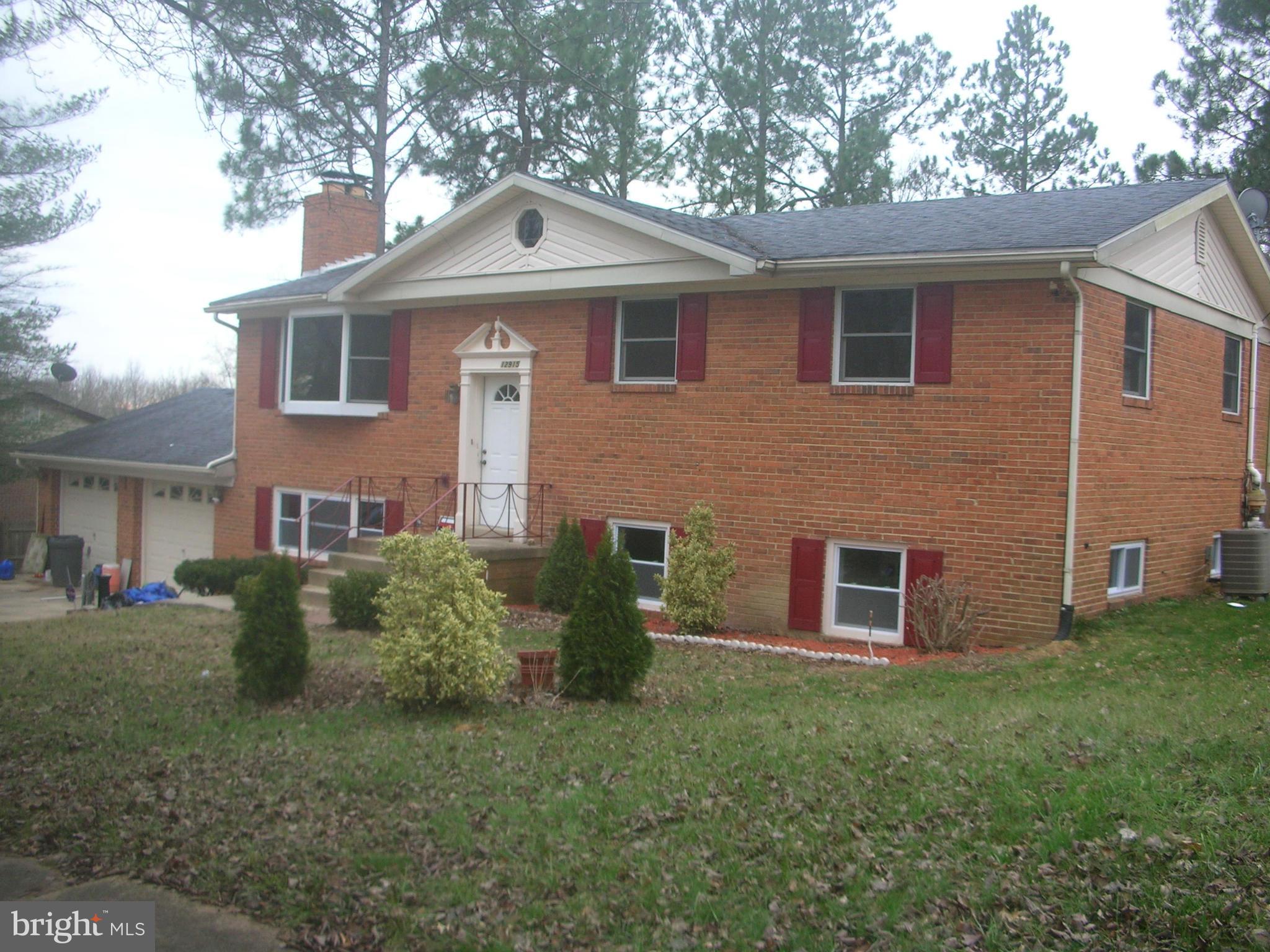 12915 Glynis Road Clinton, MD 20735 - Photo 1 of 29 Exterior (Front)