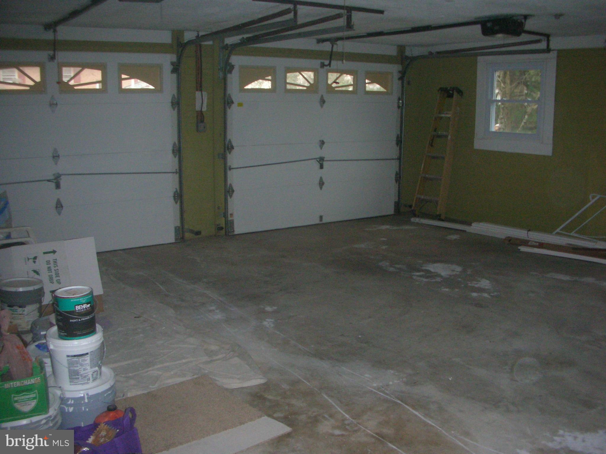 12915 Glynis Road Clinton, MD 20735 - Photo 23 of 29 Garage