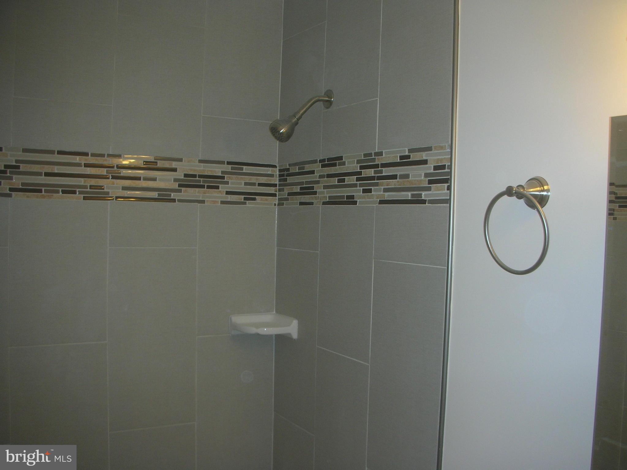 12915 Glynis Road Clinton, MD 20735 - Photo 9 of 29 Bath