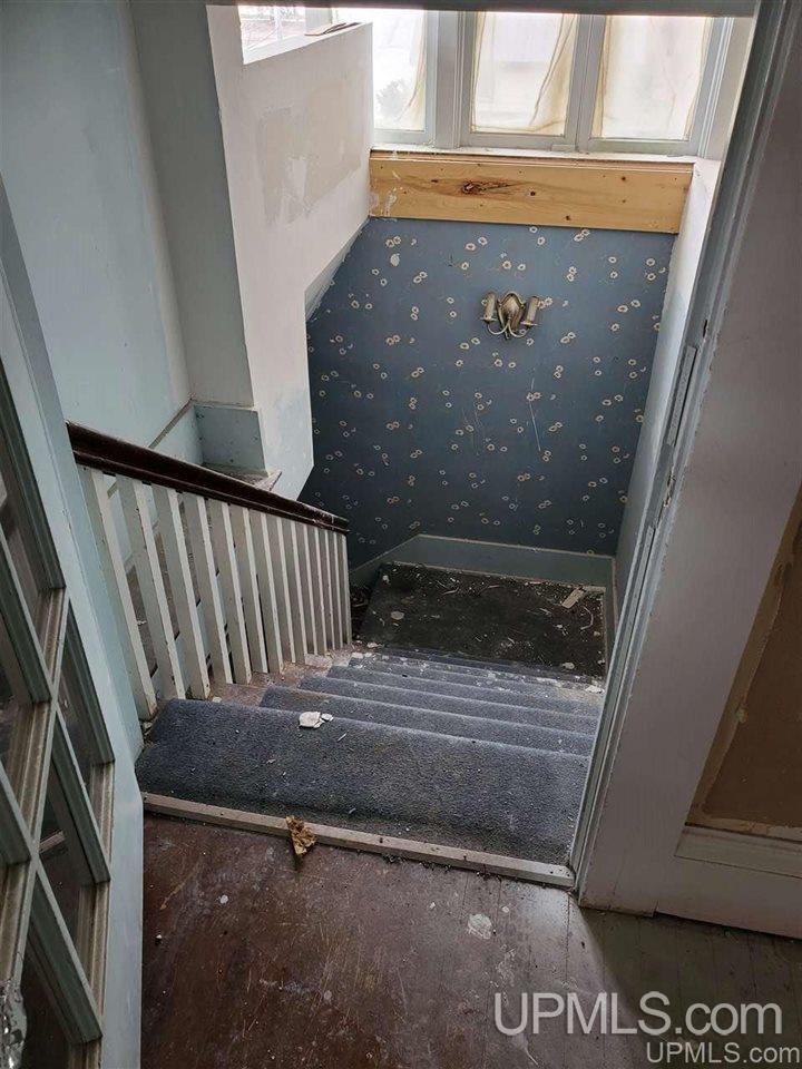 405 North 1st Street Ishpeming, MI 49849 - Photo 2 of 29 Gallery Image 2