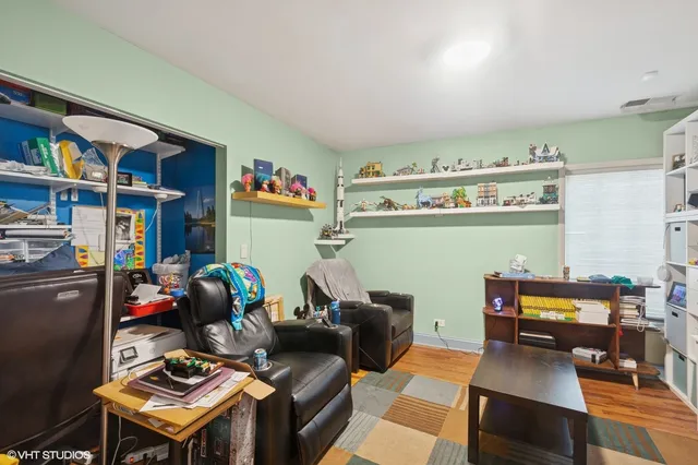 $230,000 | 3537 West Carroll Avenue, Unit 3, Chicago, IL 60624