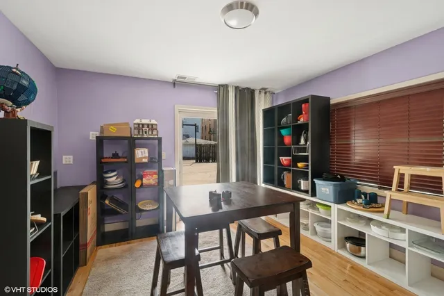 $230,000 | 3537 West Carroll Avenue, Unit 3, Chicago, IL 60624