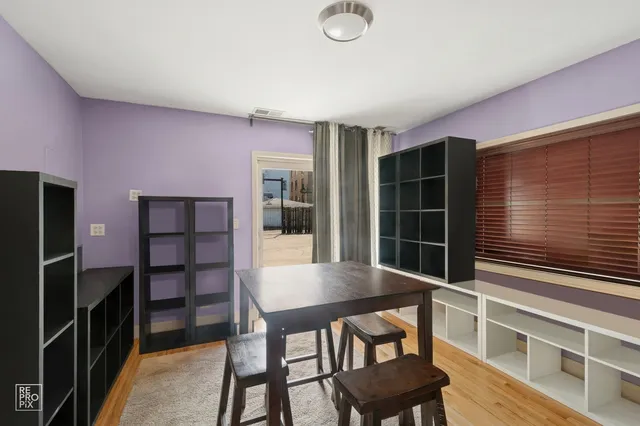 $230,000 | 3537 West Carroll Avenue, Unit 3, Chicago, IL 60624