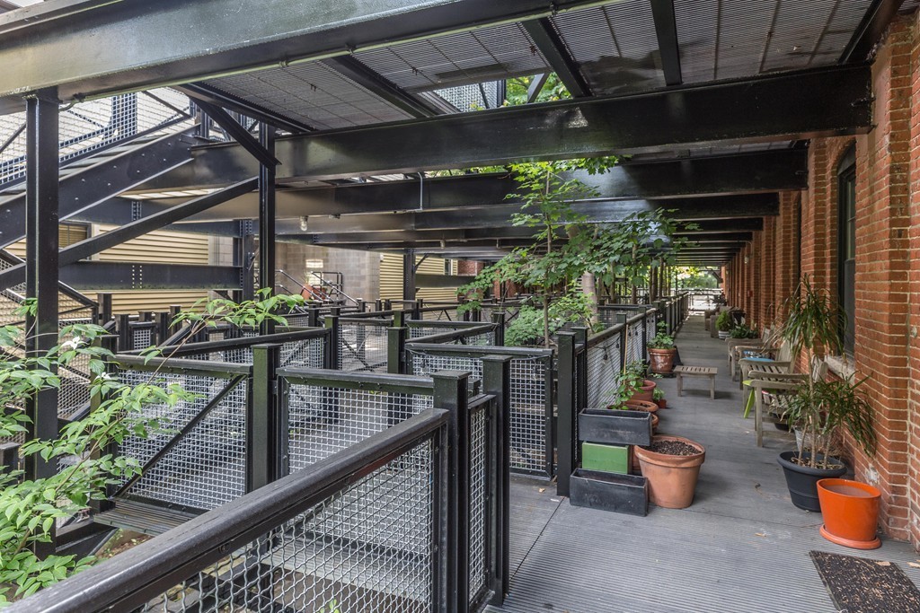 1 Tannery Brook Row, Unit 2A Somerville, MA 02144 - Photo 22 of 27