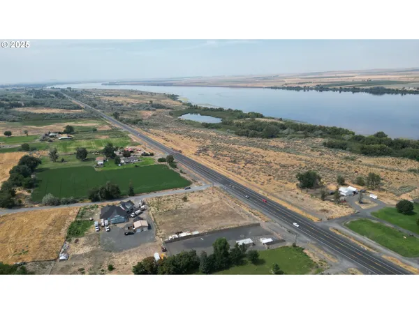 $125,000 | 81925 Fox Lane, Umatilla, OR 97882