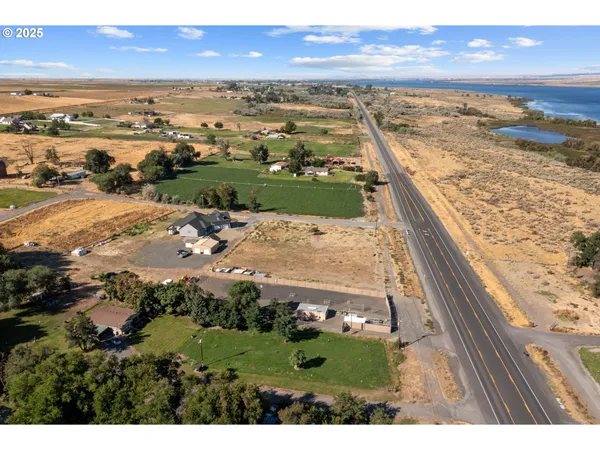 $125,000 | 81925 Fox Lane, Umatilla, OR 97882