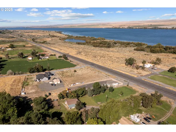 $125,000 | 81925 Fox Lane, Umatilla, OR 97882