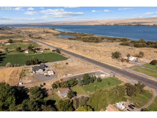 $134,900 | 81925 Fox Lane, Umatilla, OR 97882