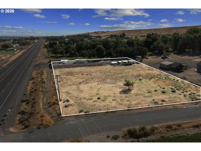 $125,000 | 81925 Fox Lane, Umatilla, OR 97882