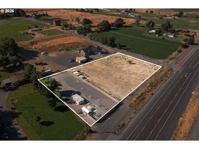 $125,000 | 81925 Fox Lane, Umatilla, OR 97882