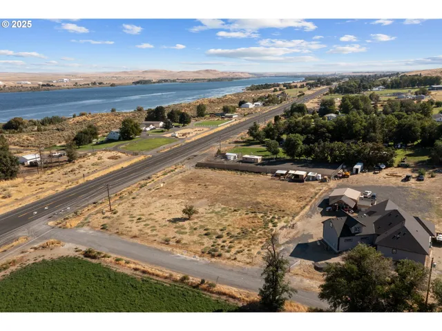 $134,900 | 81925 Fox Lane, Umatilla, OR 97882