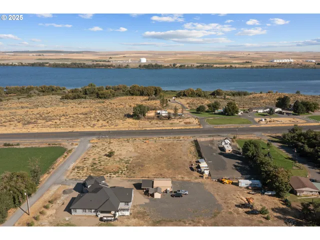 $134,900 | 81925 Fox Lane, Umatilla, OR 97882