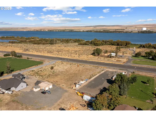 $134,900 | 81925 Fox Lane, Umatilla, OR 97882