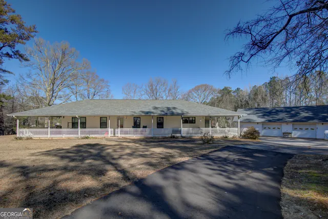 $675,000 | 377 Dogwood Trail, Tyrone, GA 30290