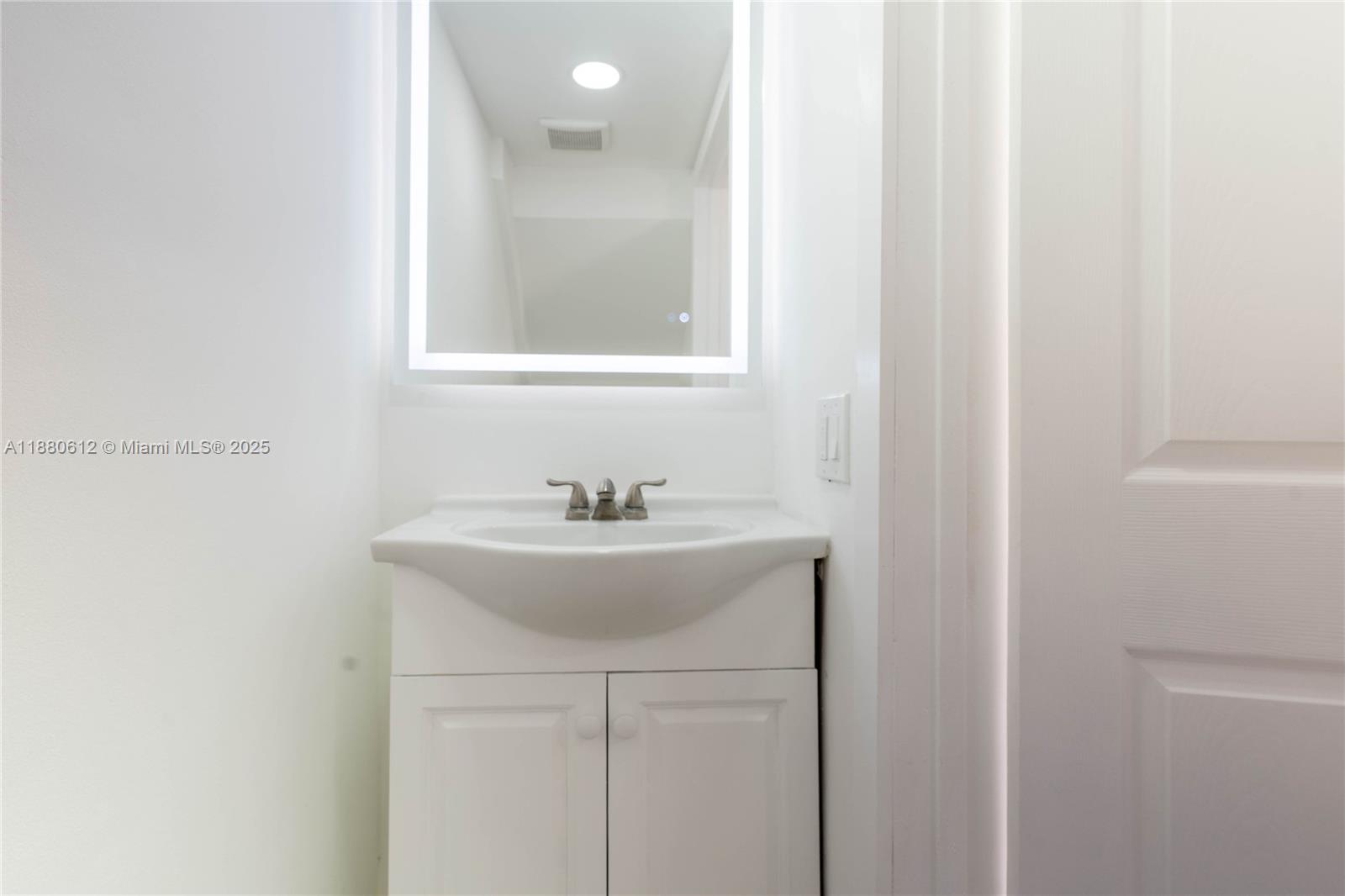 13900 Southwest 65th Terrace, Unit 9 Miami, FL 33183 - Photo 13 of 31