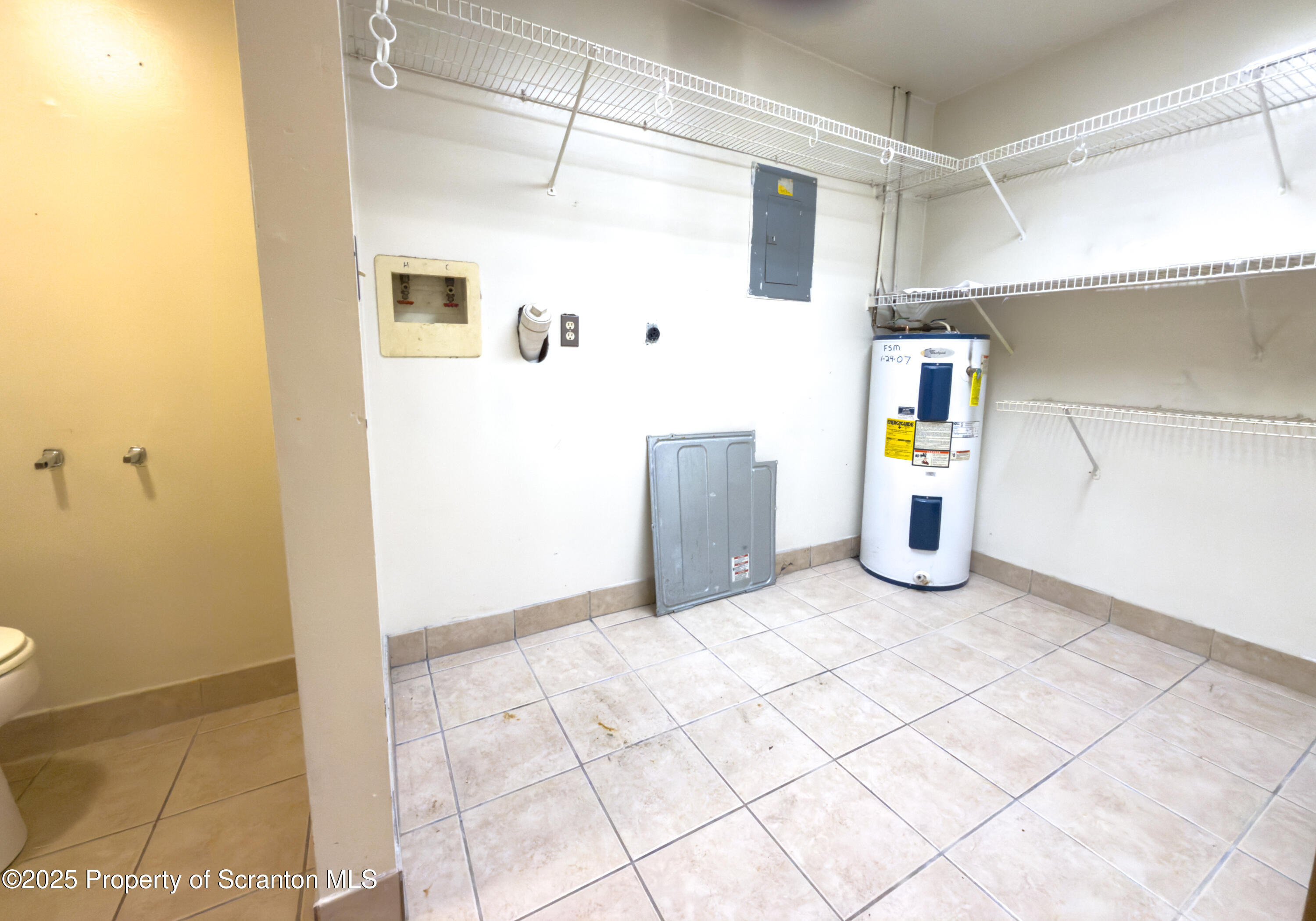 526 Langan Road, Unit G Pittston, PA 18640 - Photo 5 of 8 a view of a refrigerator and window