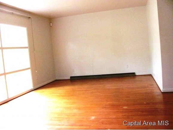 74 Circle Drive Springfield, IL 62703 - Photo 6 of 9