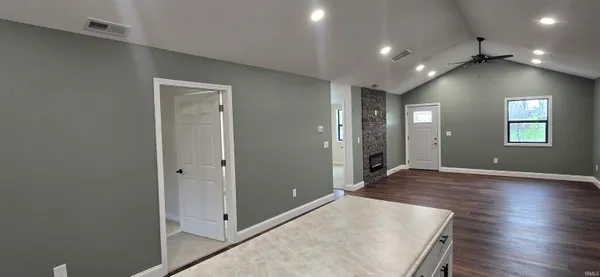 $359,000 | 14644 West County Road, Linton, IN 47441