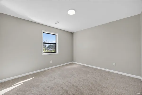 $359,000 | 14644 West County Road, Linton, IN 47441