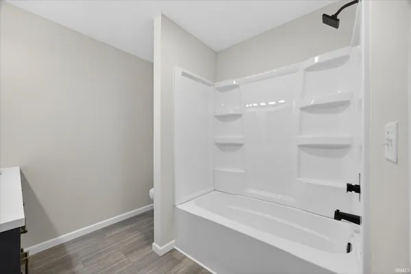 $359,000 | 14644 West County Road, Linton, IN 47441