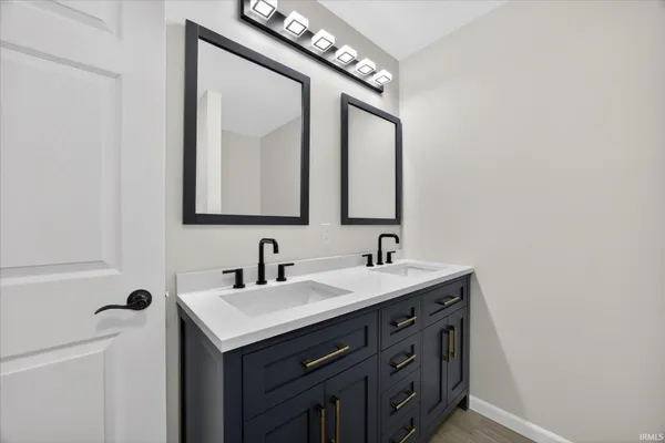 $359,000 | 14644 West County Road, Linton, IN 47441