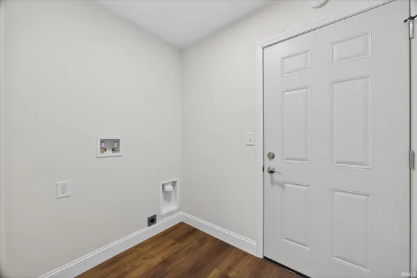 $359,000 | 14644 West County Road, Linton, IN 47441