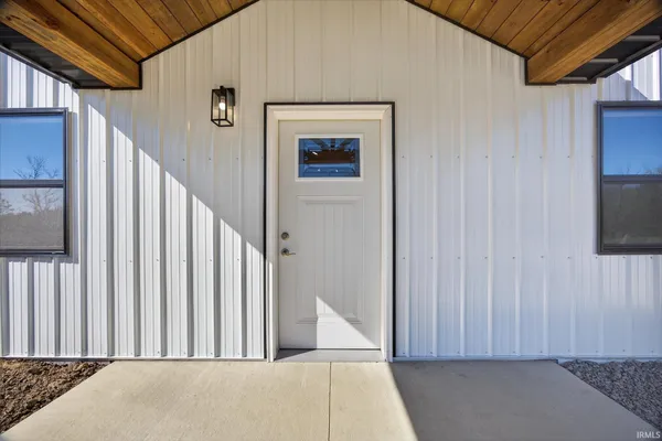 $359,000 | 14644 West County Road, Linton, IN 47441