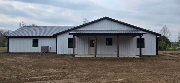 $359,000 | 14644 West County Road, Linton, IN 47441