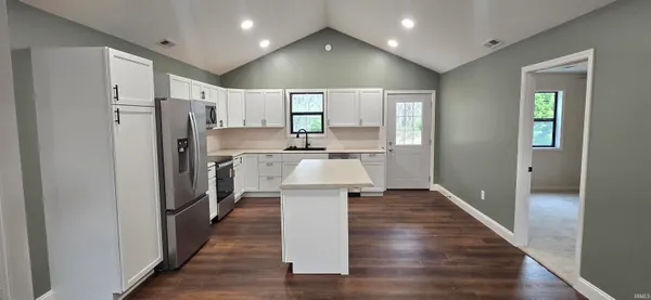 $359,000 | 14644 West County Road, Linton, IN 47441