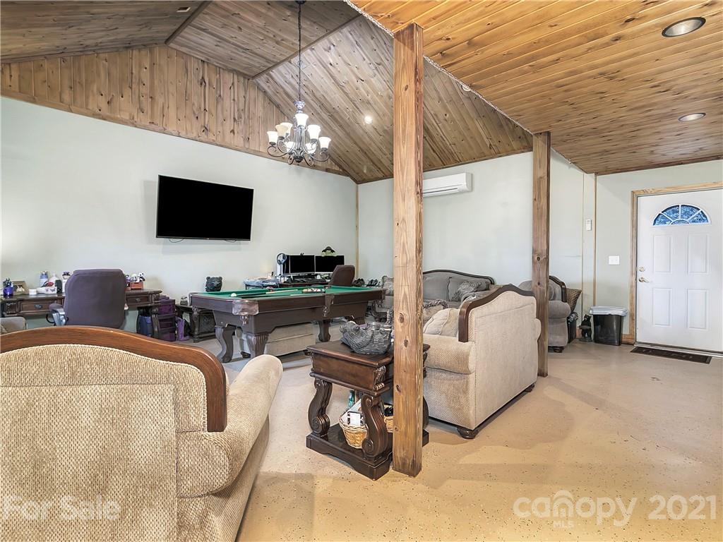 859 Pine Tree Road, Unit 35 Spruce Pine, NC 28777 - Photo 16 of 37 Gallery Image 16