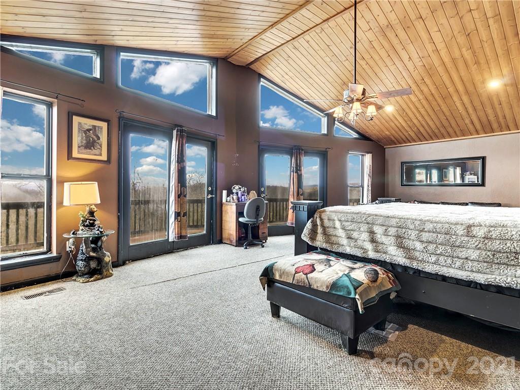 859 Pine Tree Road, Unit 35 Spruce Pine, NC 28777 - Photo 24 of 37 Gallery Image 24