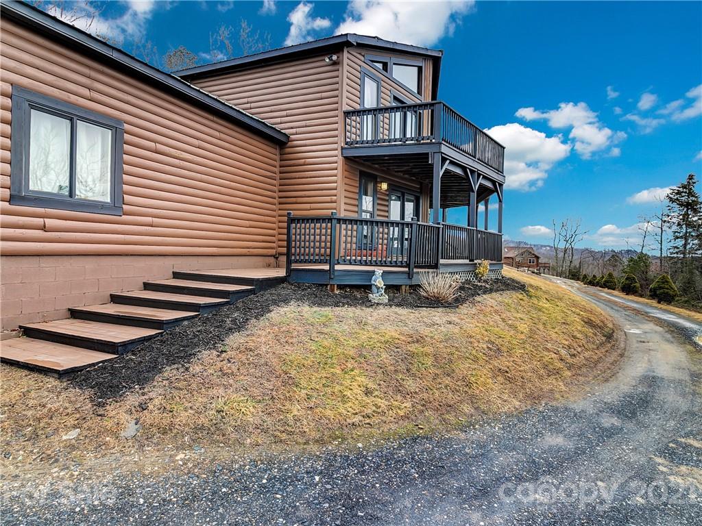 859 Pine Tree Road, Unit 35 Spruce Pine, NC 28777 - Photo 4 of 37 Gallery Image 4