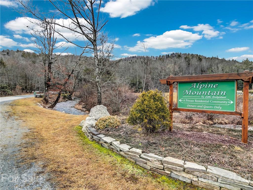 859 Pine Tree Road, Unit 35 Spruce Pine, NC 28777 - Photo 34 of 37 Gallery Image 34